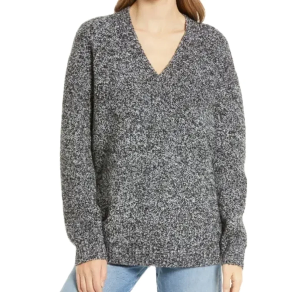 Vince V-Neck Chunky Knit Sweater in Heathered Grey Size XS - Picture 1 of 9